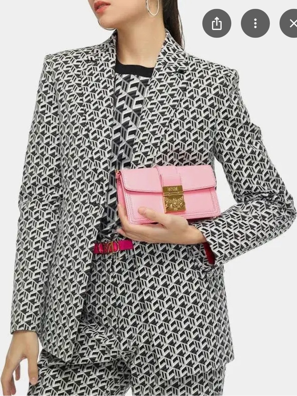 MCM Gretl Crossbody NWT - Picture 5 of 10